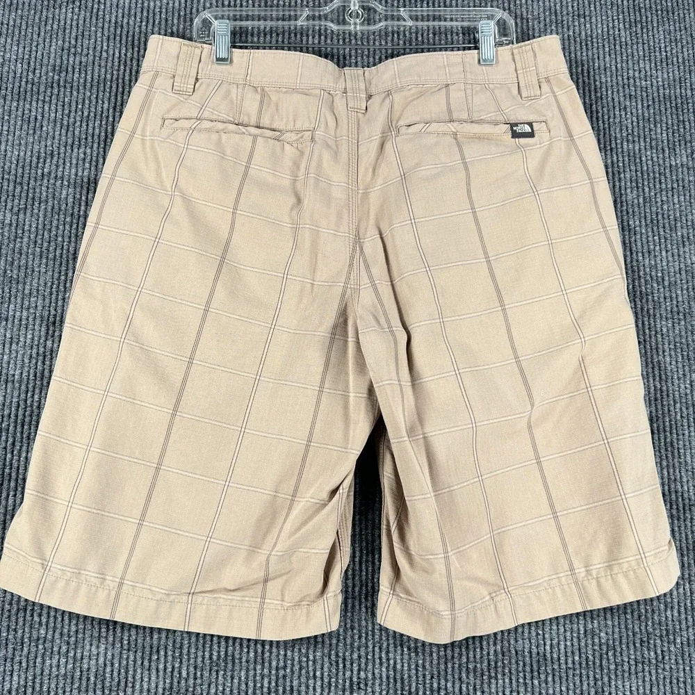 The North Face Shorts Mens Size 36